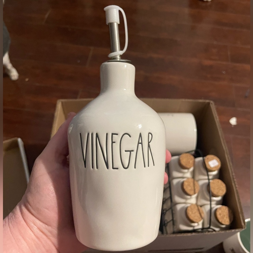 White Vinegar Bottle with Black Lettering ❤️. Rae Dunn